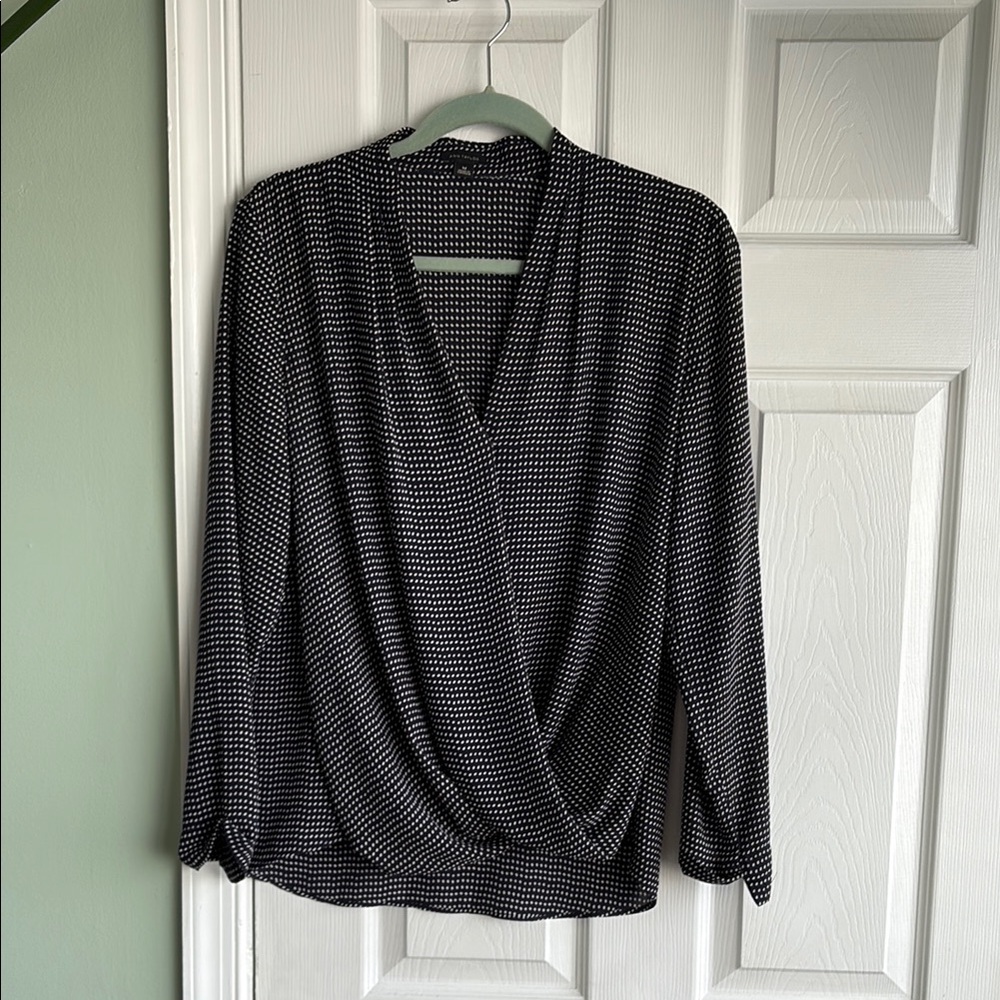 Elegant Ann Taylor Navy and White Women's Top